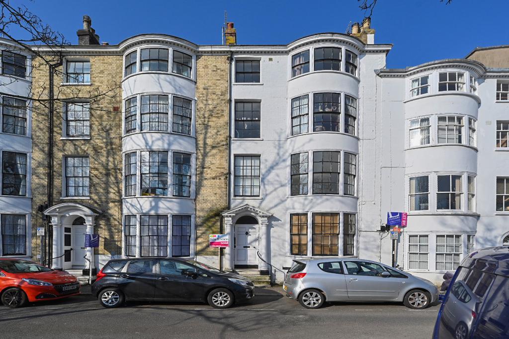 Bedford Row, Worthing, West Sussex, BN11 3DR